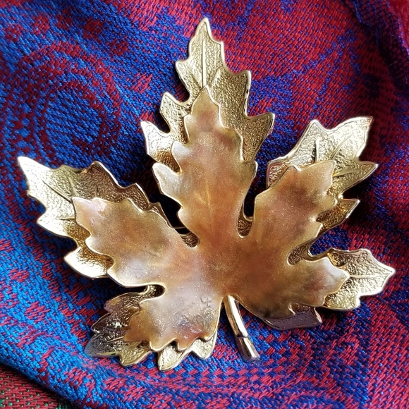 Vintage Jewelry - Relisted -vintage Autumn leaf brooch gold brown orange pin